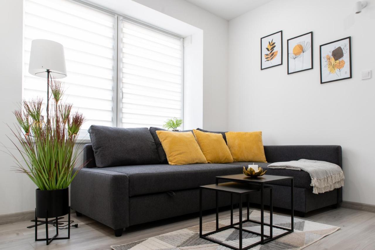 The Central Border Premium Apartment Штурово Экстерьер фото